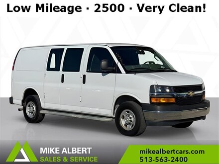 2022 Chevrolet Express 2500 Cargo Van