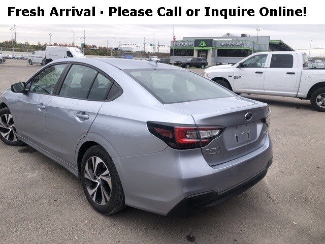 2024 Subaru Legacy Base photo 3