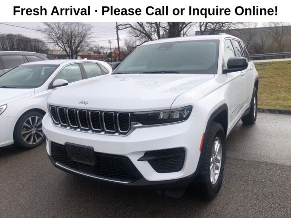 Used 2023 Jeep Grand Cherokee Laredo SUV