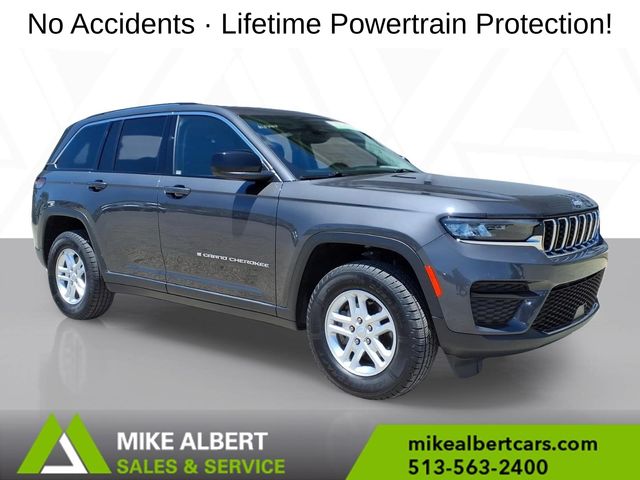 Baltic Gray Metallic Clearcoat 2023 Jeep Grand Cherokee SUV / Crossover Four-Wheel Drive 8-Speed Automatic