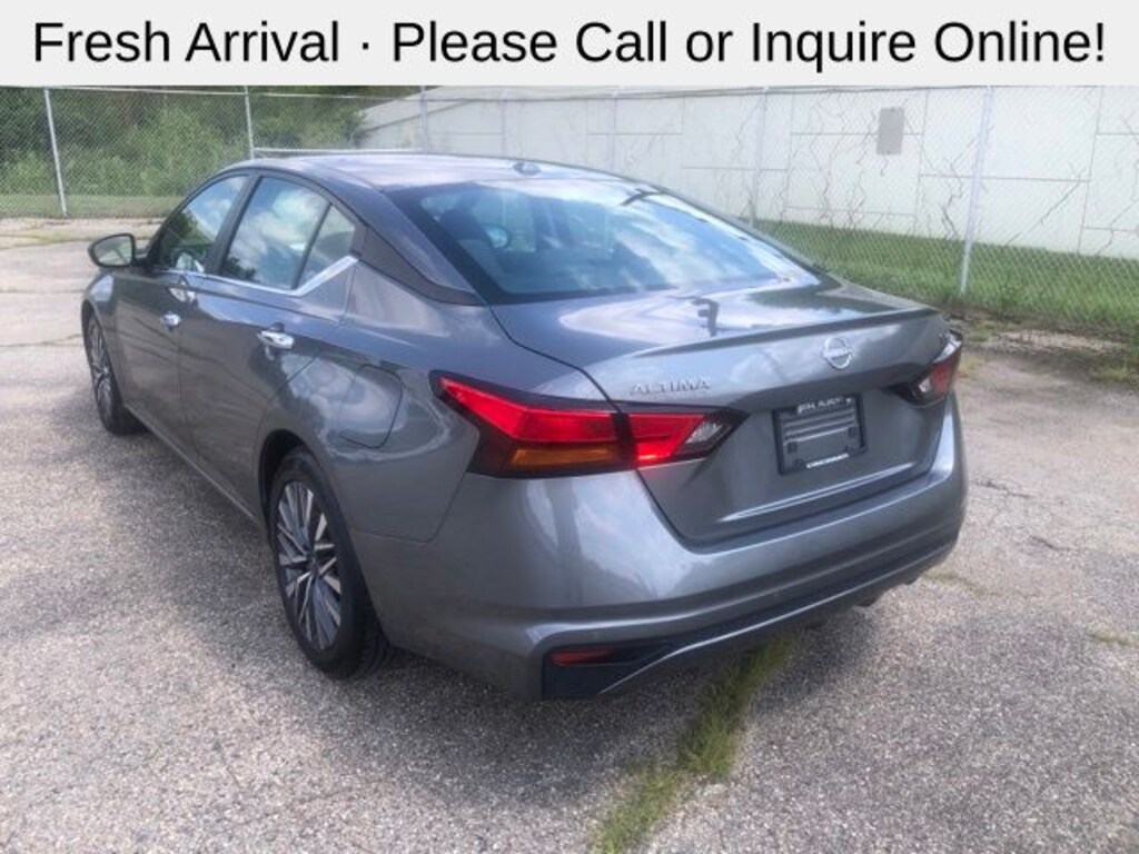 Used 2023 Nissan Altima 2.5 SV Sedan