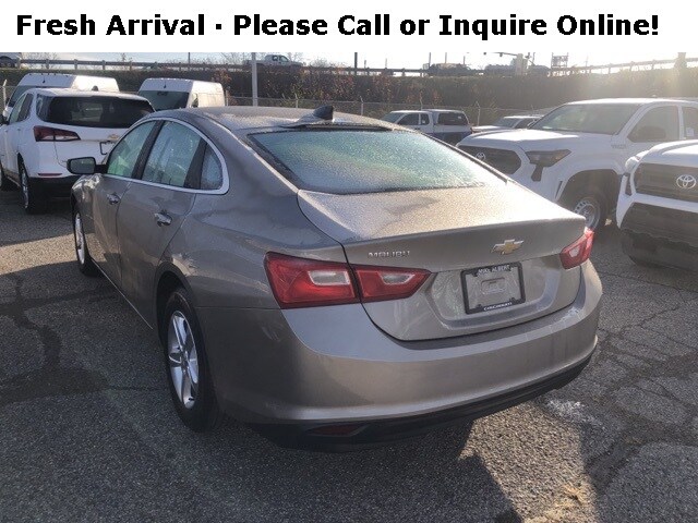 2023 Chevrolet Malibu LS photo 3