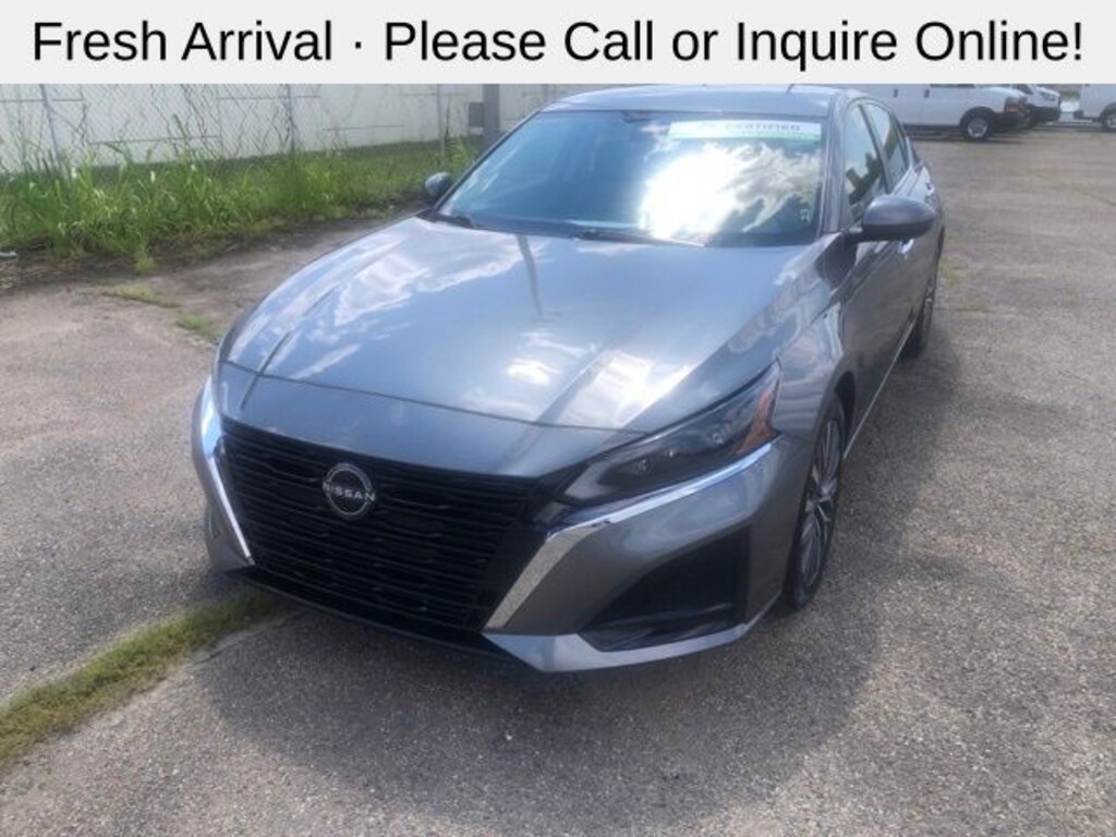 Used 2023 Nissan Altima 2.5 SV Sedan