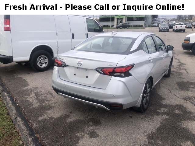 2021 Nissan Versa 1.6 SV photo 4