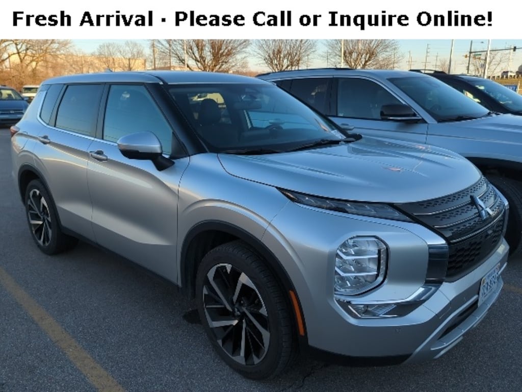 Used 2024 Mitsubishi Outlander SE SUV