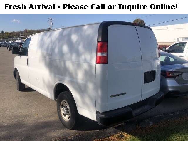 2019 Chevrolet Express 2500 Cargo Van photo 3