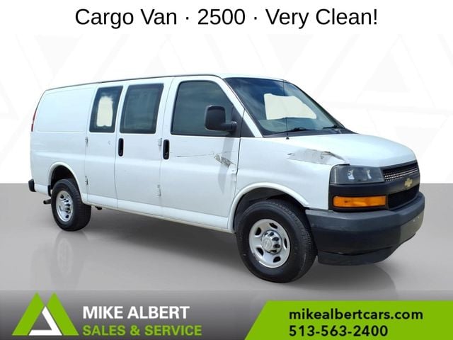 Summit White 2020 Chevrolet Express Cargo Van Rear-Wheel Drive 8-Speed Automatic Overdrive