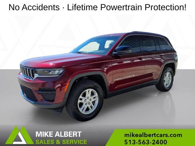 View vehicle photo 3