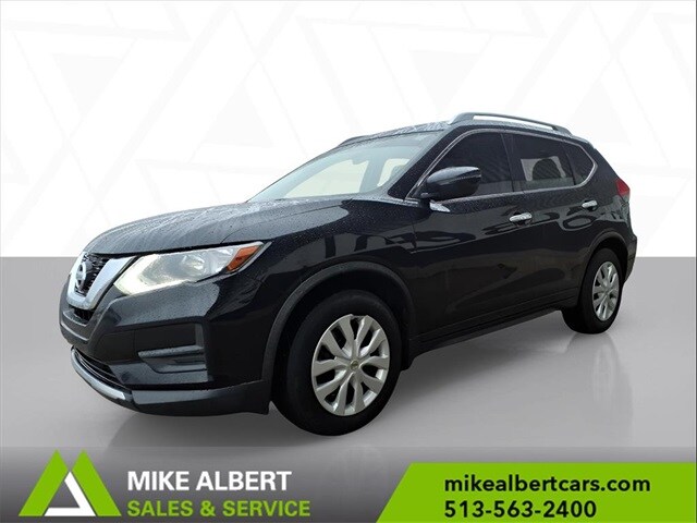 2017 Nissan Rogue S photo 3