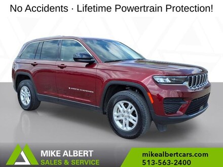 2023 Jeep Grand Cherokee Laredo SUV