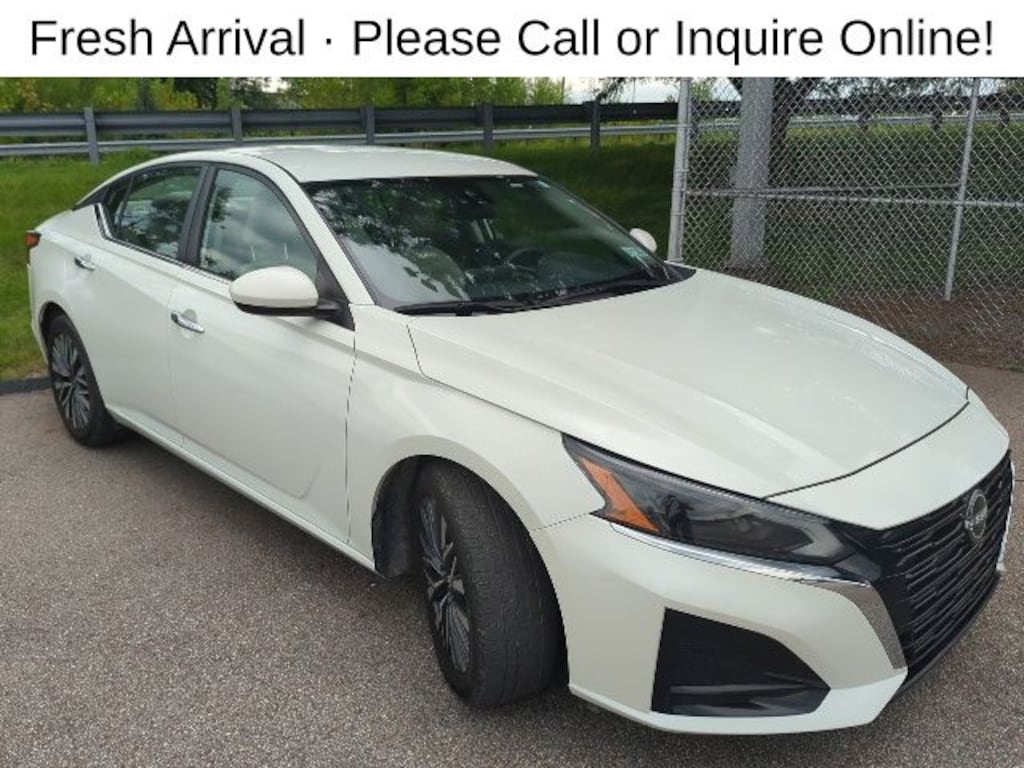 Used 2023 Nissan Altima 2.5 SV Sedan