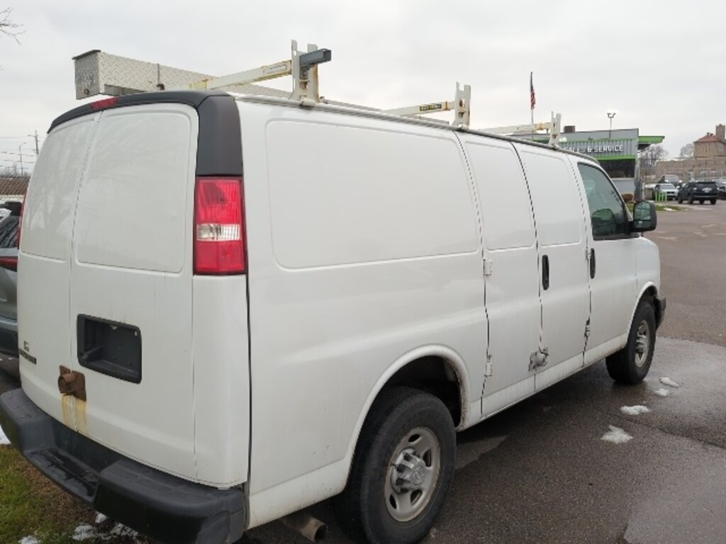 Used 2019 Chevrolet Express 2500 Cargo Van
