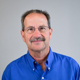 Staff member Marc Hahn from b8d0ccf344ce