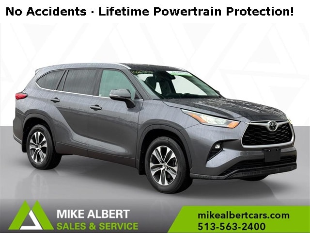 2020 Toyota Highlander XLE's photo