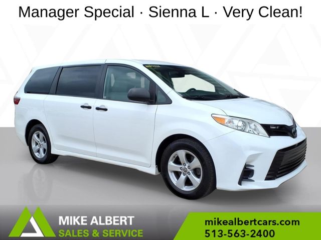 Super White 2020 Toyota Sienna Minivan Front-Wheel Drive 8-Speed Automatic