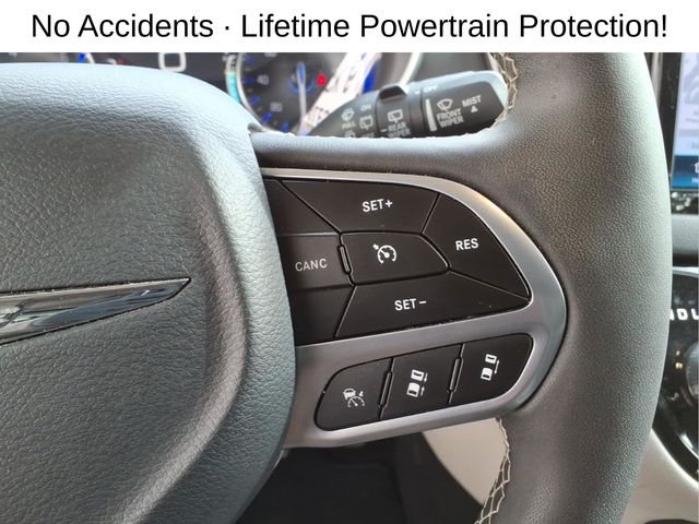2024 Chrysler Pacifica Touring L - Photo 20