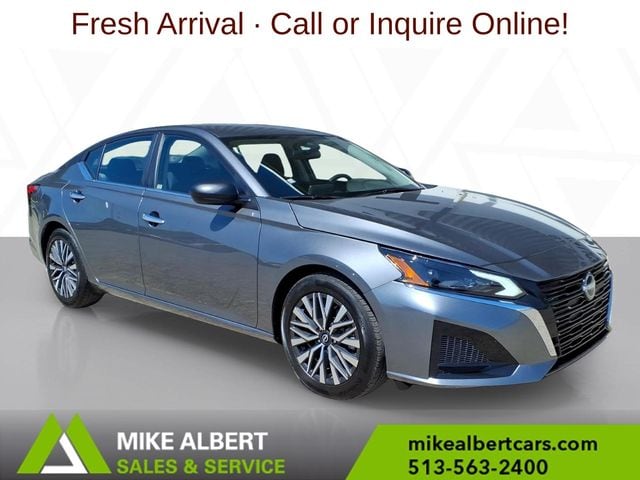 Gray (Gun Metallic) 2024 Nissan Altima 2.5 SV FWD Sedan Front-Wheel Drive Continuously Variable Transmission