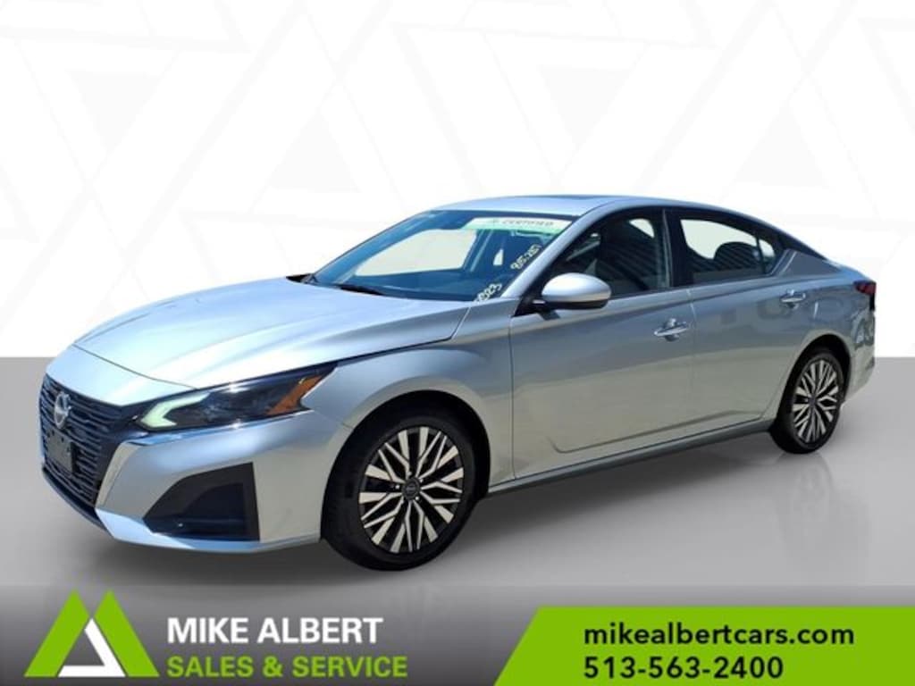 Used 2023 Nissan Altima 2.5 SV Sedan