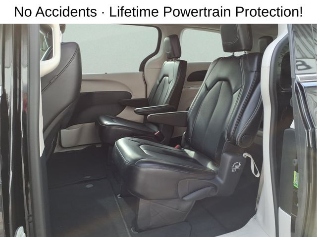 2024 Chrysler Pacifica Touring L - Photo 25