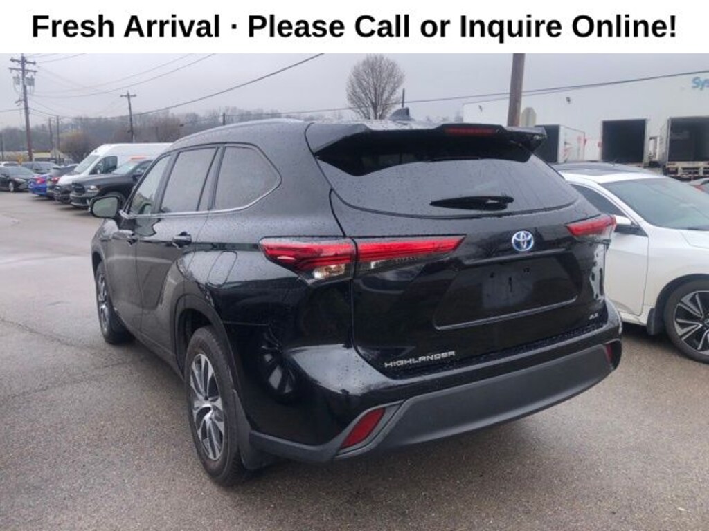 Used 2023 Toyota Highlander Hybrid XLE SUV