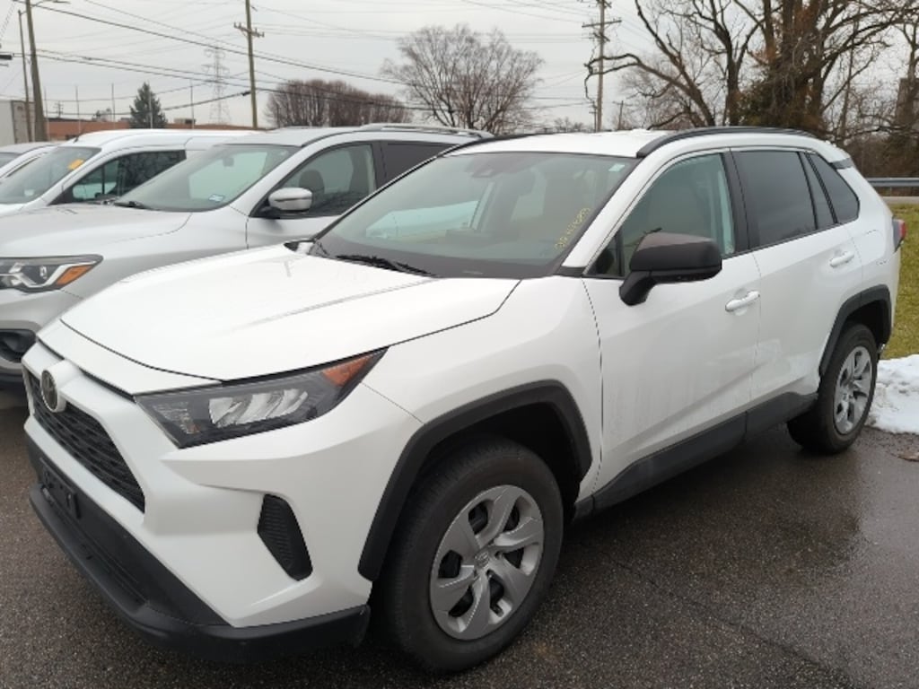 Used 2020 Toyota RAV4 LE SUV