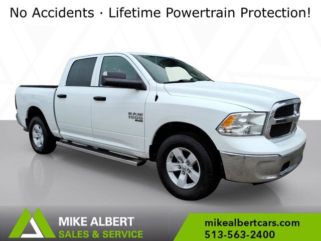 2022 RAM 1500 Classic Tradesman 4x4 Crew Cab 5'7's photo