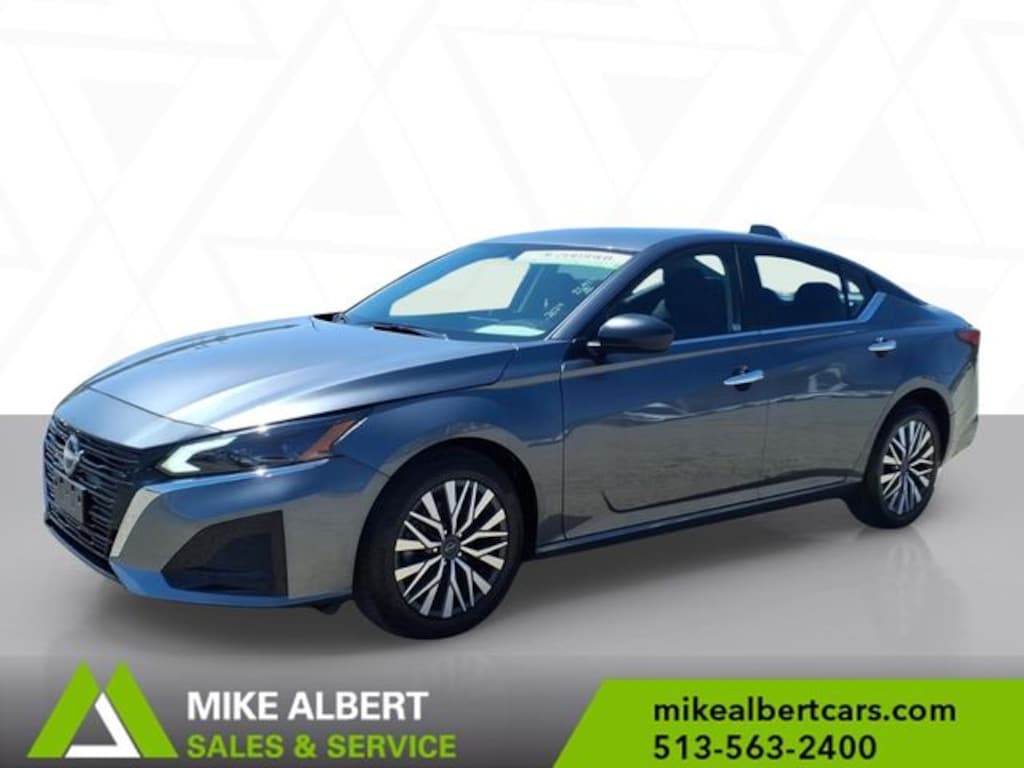 Used 2024 Nissan Altima 2.5 SV Sedan
