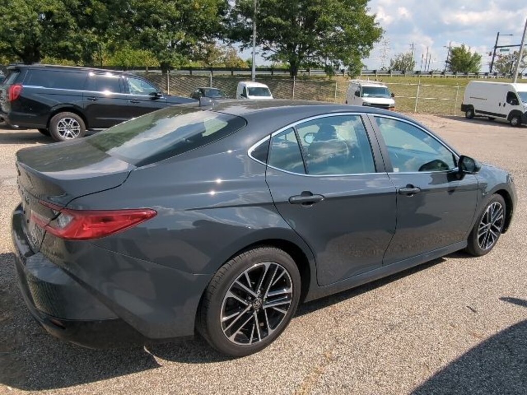 Used 2025 Toyota Camry XLE Sedan