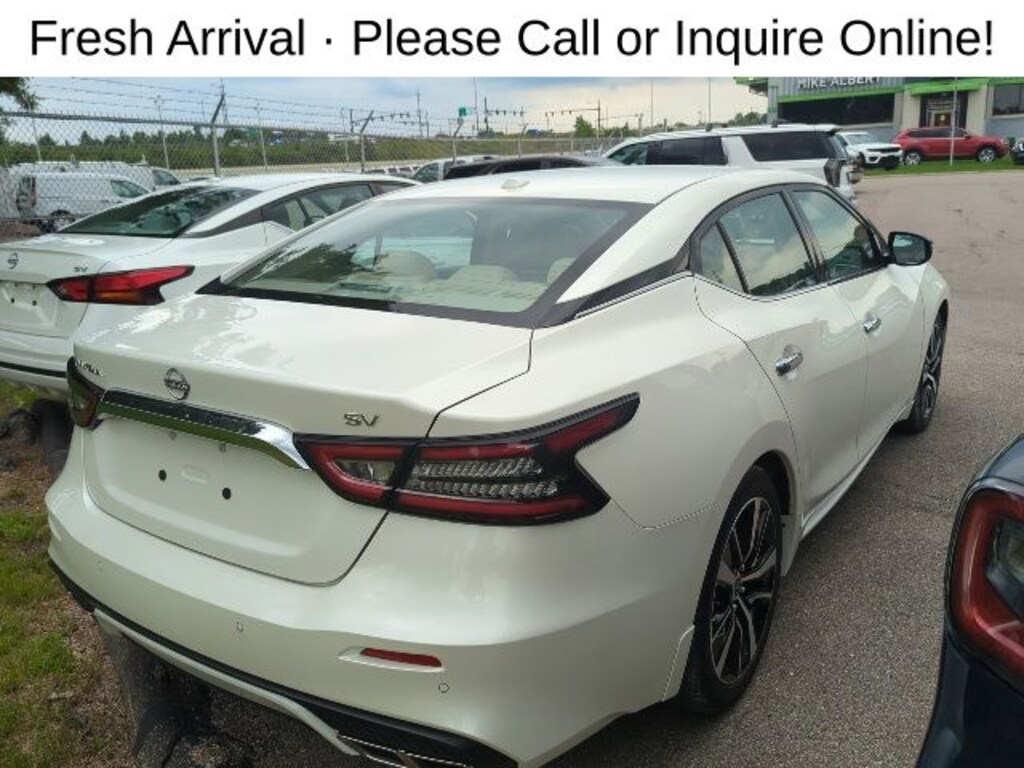 Used 2023 Nissan Maxima SV Sedan