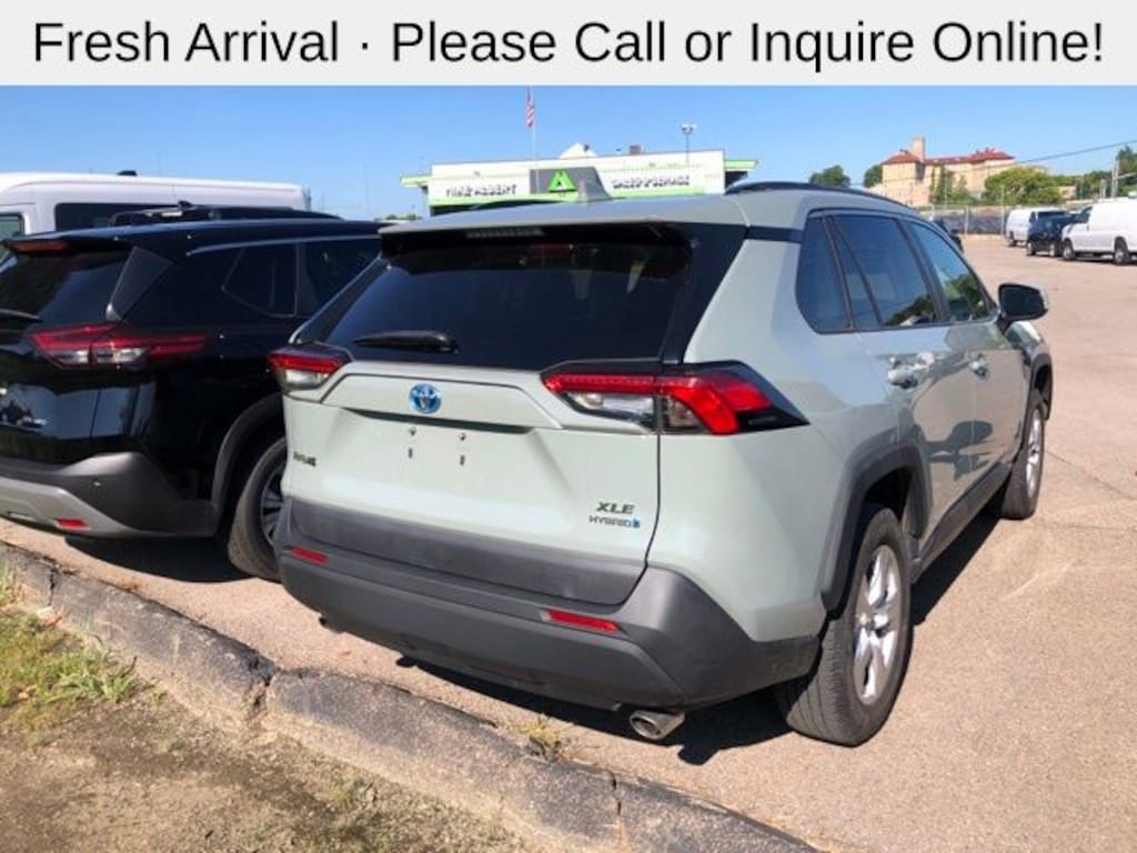 Used 2021 Toyota RAV4 Hybrid XLE SUV