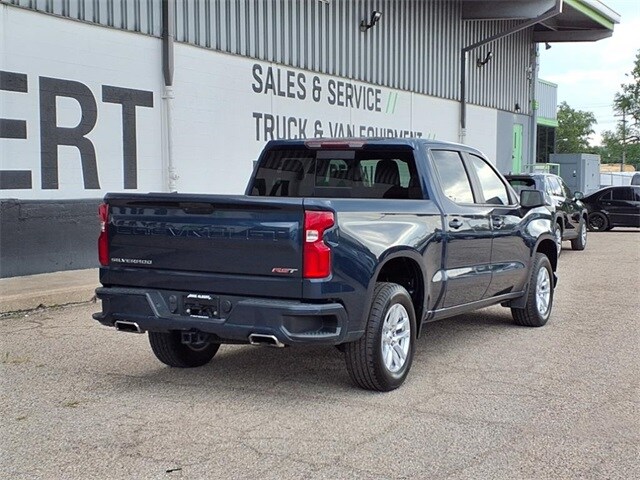 2021 Chevrolet Silverado 1500 RST photo 4