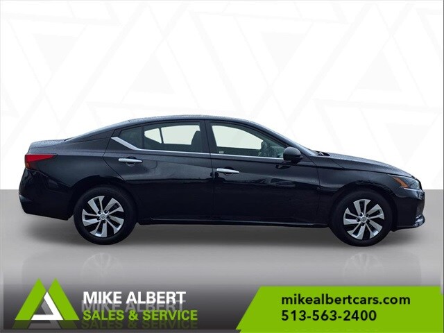 2024 Nissan Altima 2.5 S photo 3