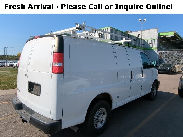 2020 Chevrolet Express 2500 Cargo Van photo 3