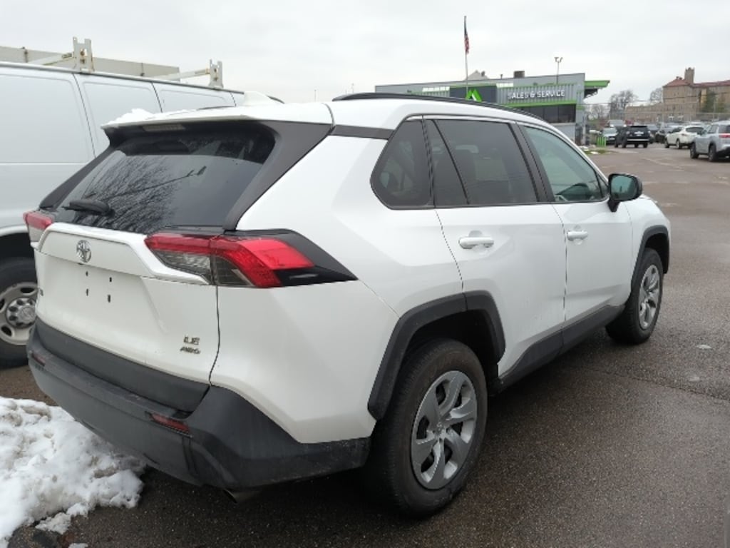 Used 2020 Toyota RAV4 LE SUV