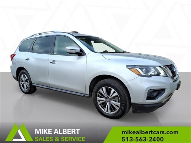 2020 Nissan Pathfinder S