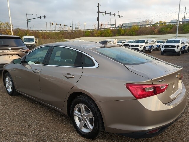 2023 Chevrolet Malibu LS photo 3
