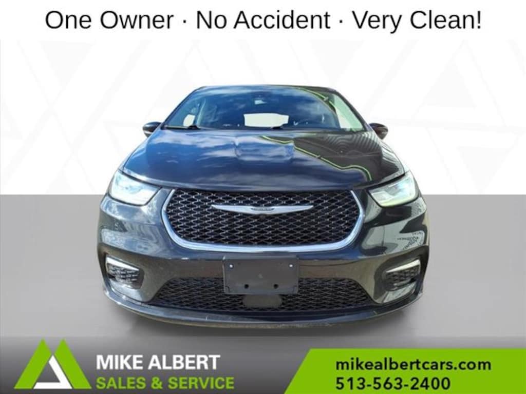 Used 2023 Chrysler Pacifica Touring L Minivan/Van
