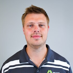 Staff member Keith Davidson from f7d3002dd6b0