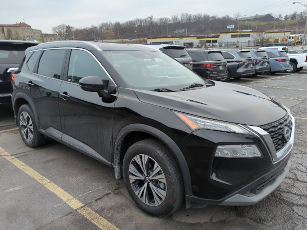 Used 2023 Nissan Rogue SV SUV