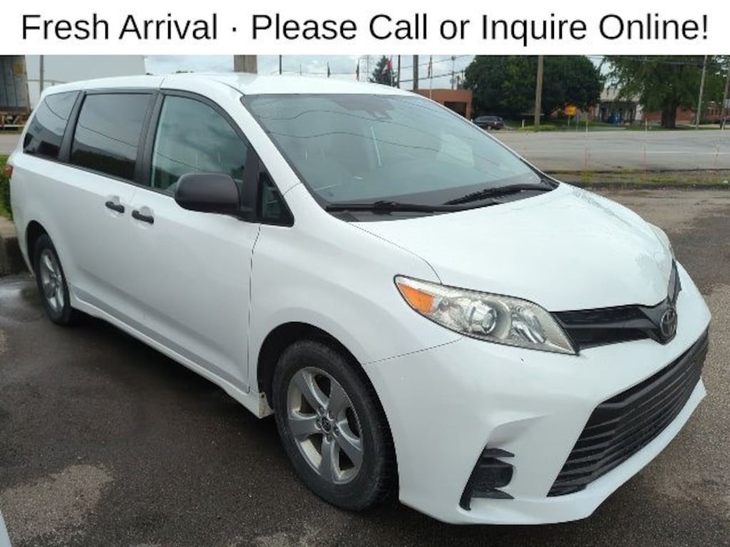 Used 2020 Toyota Sienna L 7 Passenger Minivan/Van