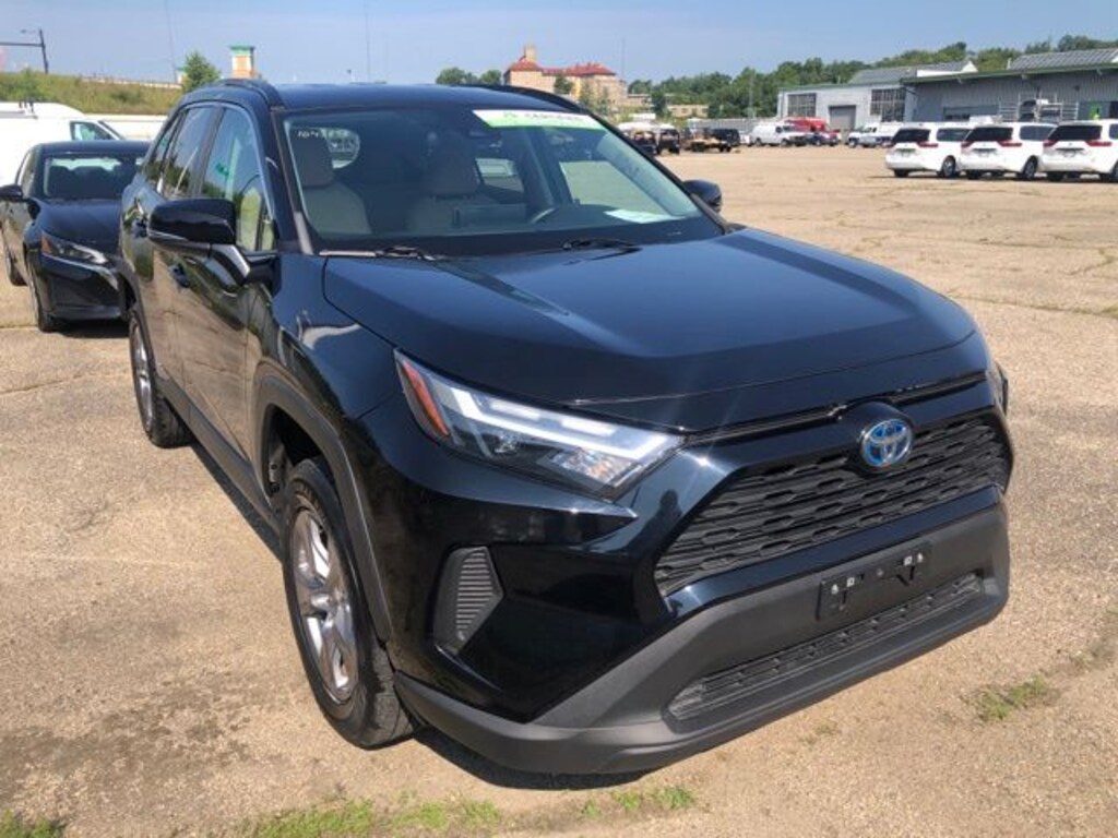 Used 2022 Toyota RAV4 Hybrid XLE SUV