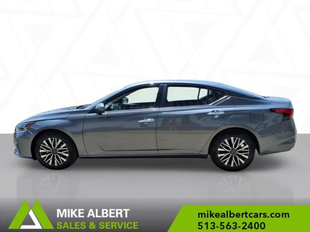 Used 2023 Nissan Altima 2.5 SV Sedan