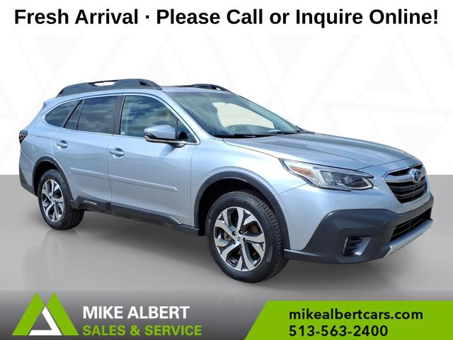 Ice Silver Metallic 2022 Subaru Outback Limited XT Crossover AWD SUV / Crossover All-Wheel Drive Continuously Variable Transmission