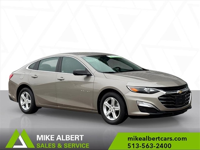 2023 Chevrolet Malibu 1FL's photo