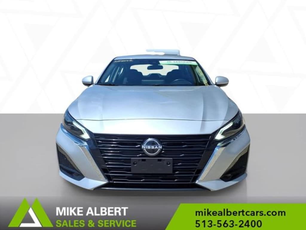 Used 2023 Nissan Altima 2.5 SV Sedan
