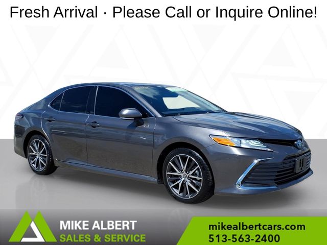 Ice Edge 2023 Toyota Camry Hybrid Sedan Front-Wheel Drive Continuously Variable Transmission