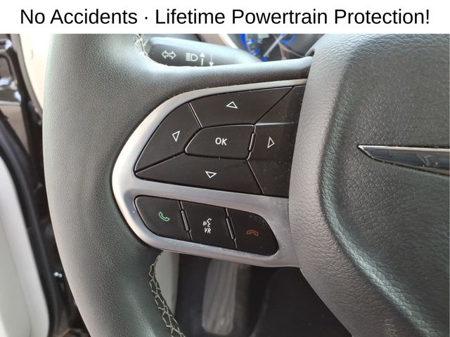 2024 Chrysler Pacifica Touring L - Photo 19