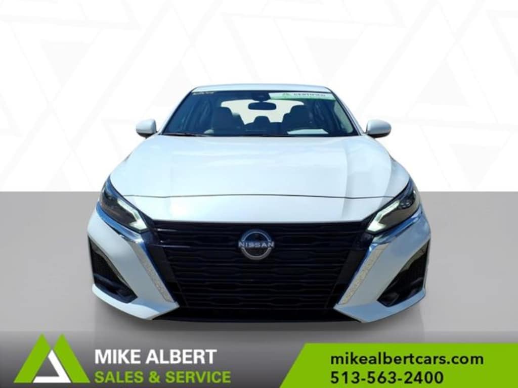 Used 2023 Nissan Altima 2.5 SV Sedan