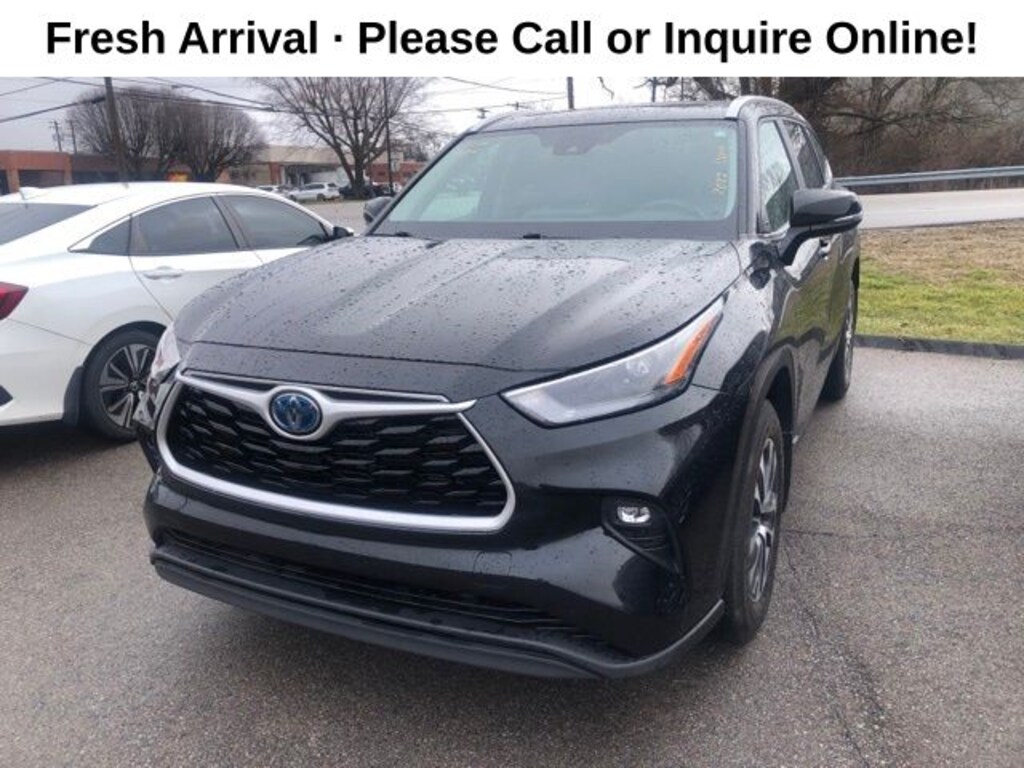 Used 2023 Toyota Highlander Hybrid XLE SUV