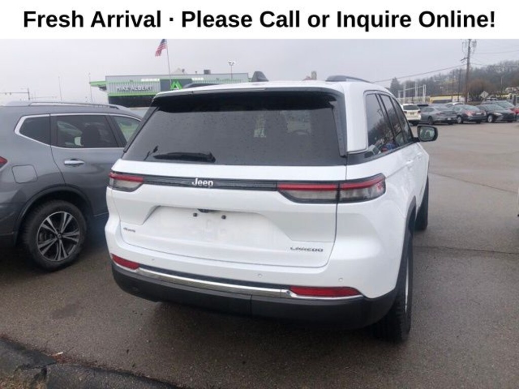 Used 2023 Jeep Grand Cherokee Laredo SUV